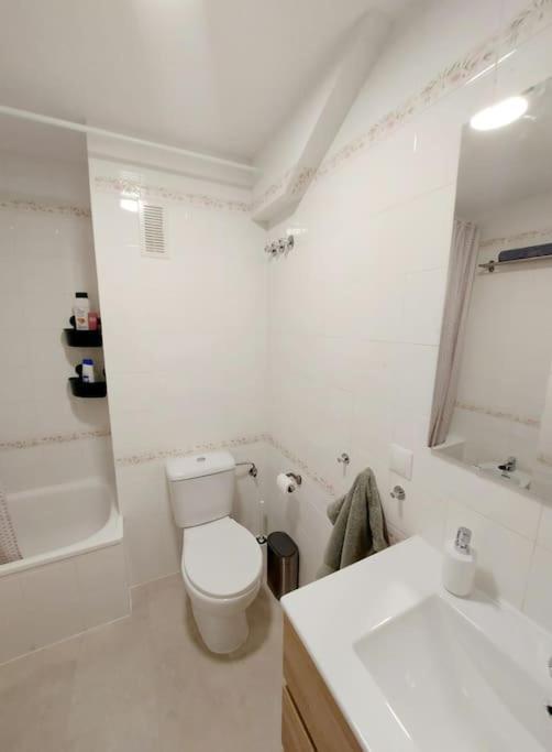 Nice Flat Close To The Centre Malaga Zewnętrze zdjęcie
